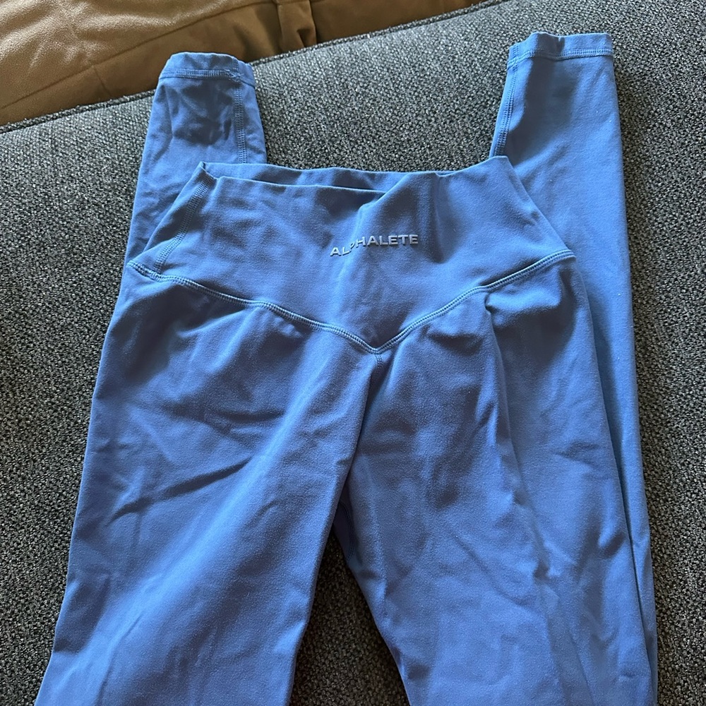 Alphalete Legging - Picture 3 of 5